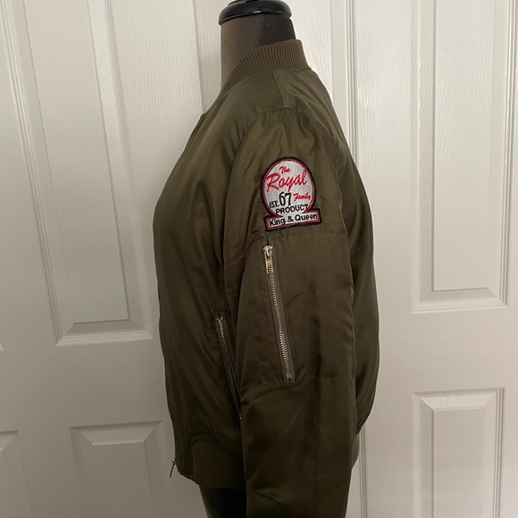 Dark green bomber jacket with patches - Picture 4 of 4